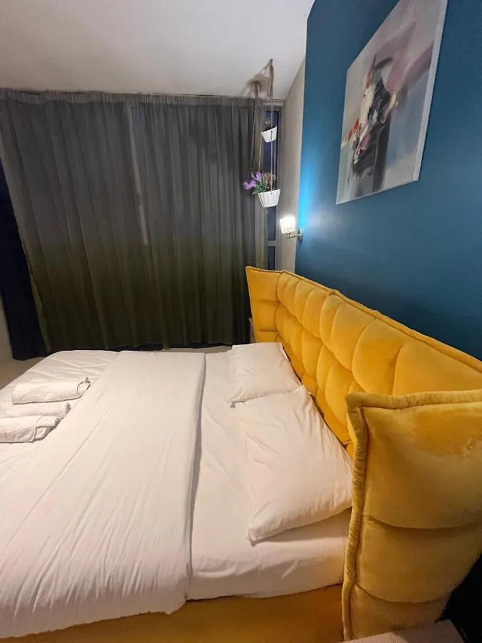 Aura Skanderbeg Square Apartments Tirana Albania