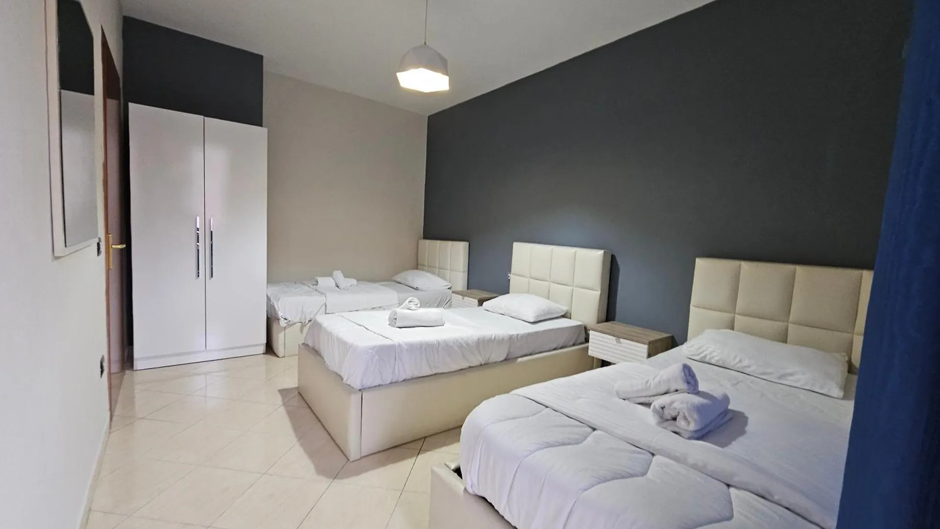 Aura Skanderbeg Square Apartments Tirana