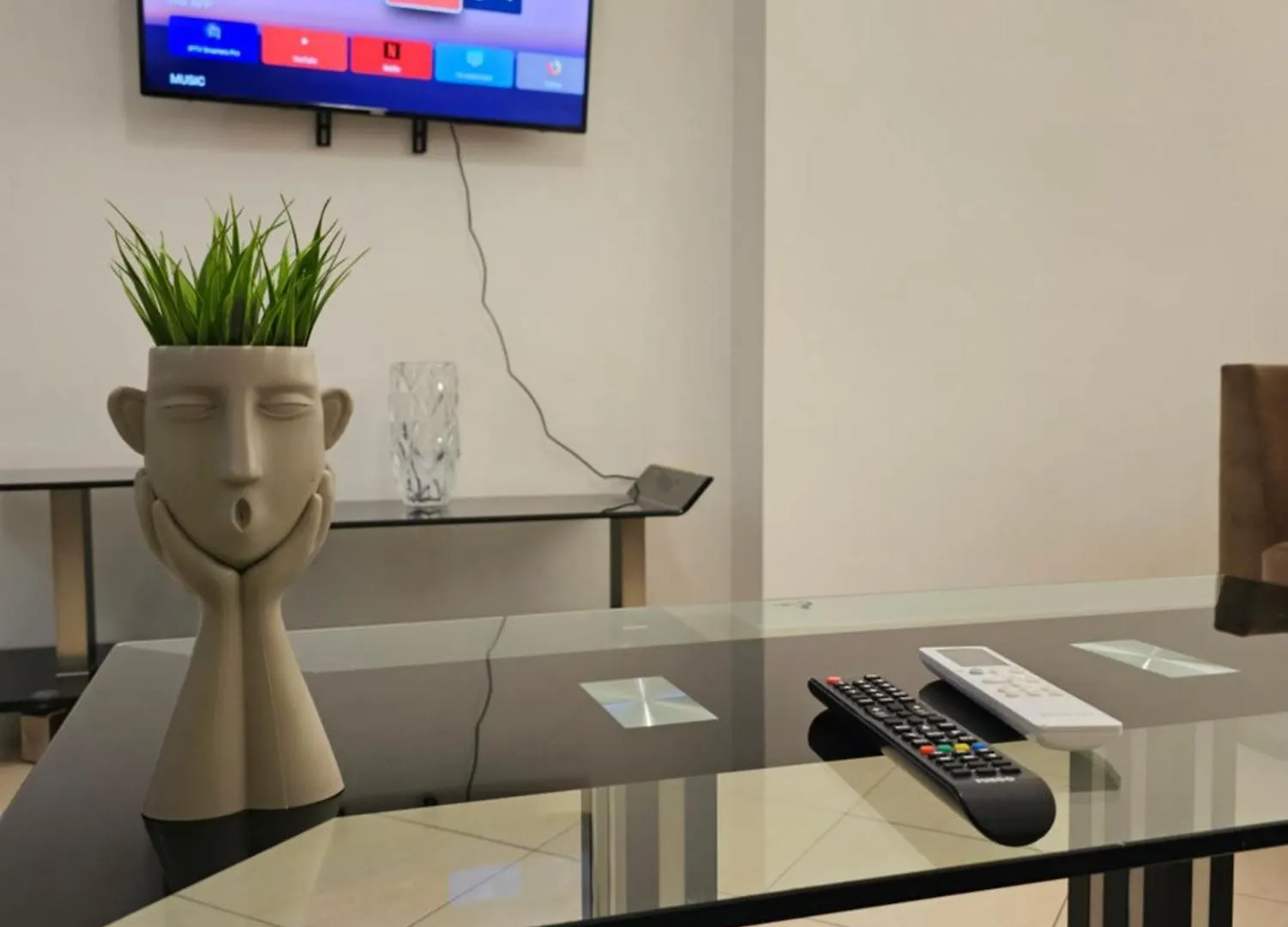 Aura Skanderbeg Square Apartments Tirana 0*,  Albania