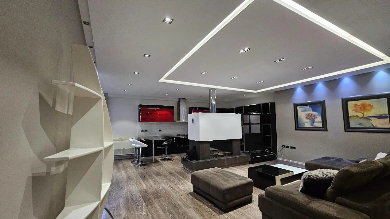 Aura Skanderbeg Square Apartments Tirana 0*,
