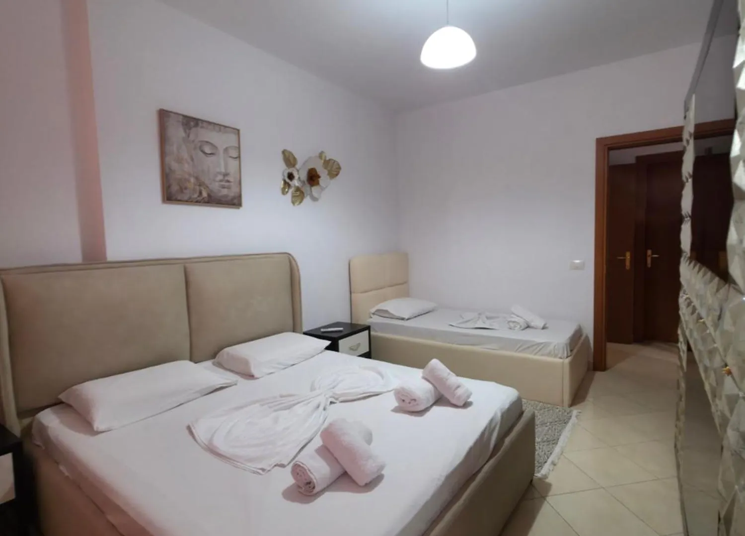 Aura Skanderbeg Square Apartments Tirana