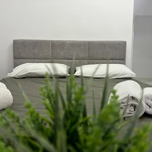 Center, Selvia White Appartamento